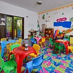 Hi Imperial 4* סאני ביץ'