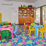 Hi Imperial 4* סאני ביץ'