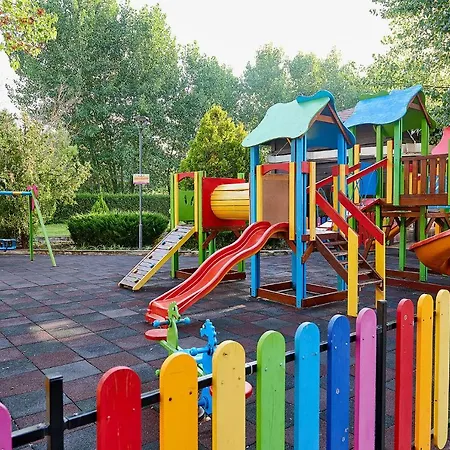 Hi Imperial 리조트