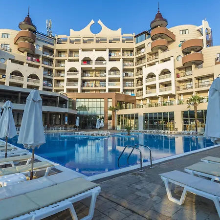 Hi Imperial אתר נופש