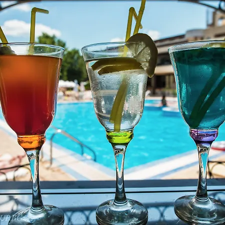 Hi Imperial منتجع 4*