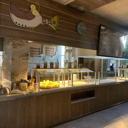 Hi Imperial منتجع 4*